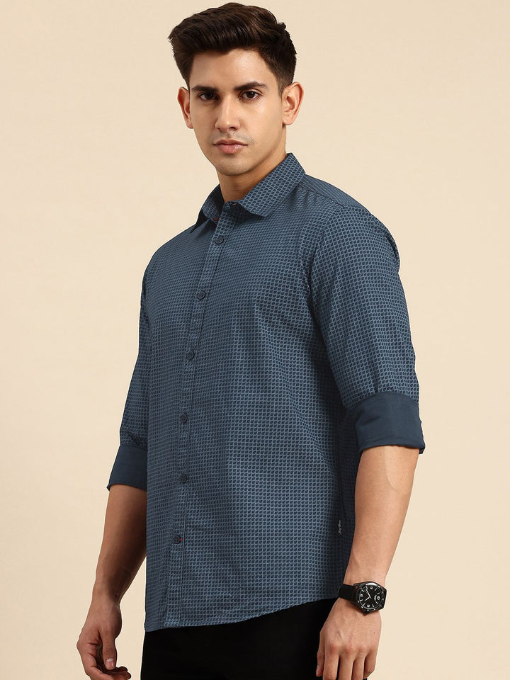Being Human Spread Collar Geometric Printed Cotton Slim Fit Casual Shirt