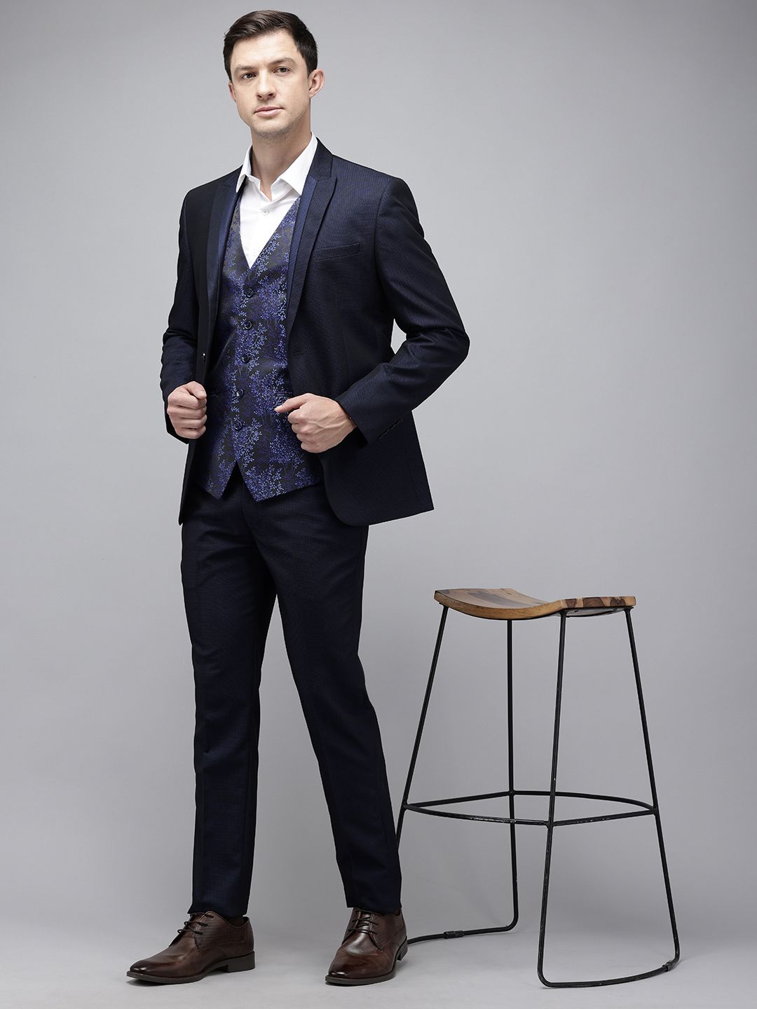 Park Avenue Single Breasted Slim Fit 3-Piece Party Wear Suit