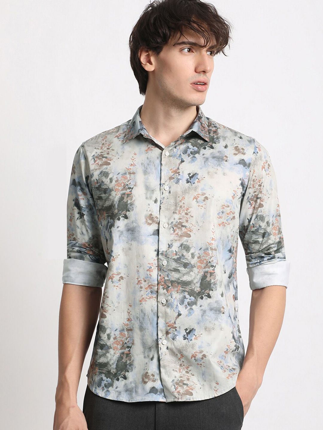 THE BEAR HOUSE Slim Fit Long Sleeves Spread Collar Cotton Opaque Printed Casual Shirt