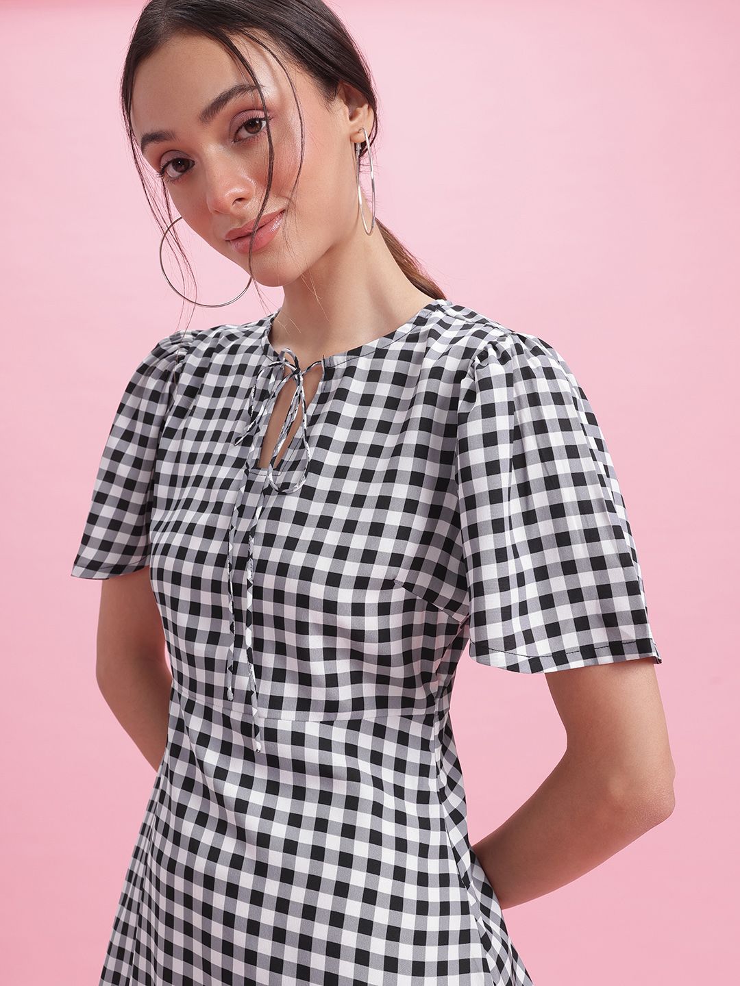 DressBerry Checked Tie-Up Neck Flared Sleeve Sheath Mini Dress