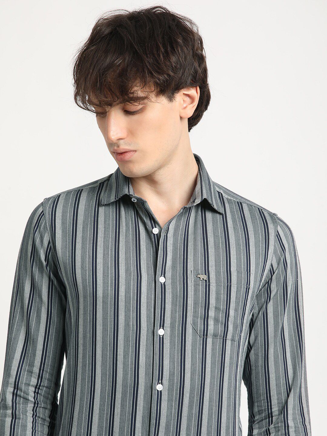 THE BEAR HOUSE Tailored Fit Long Sleeves Spread Collar Cotton Opaque Striped Formal Shirt
