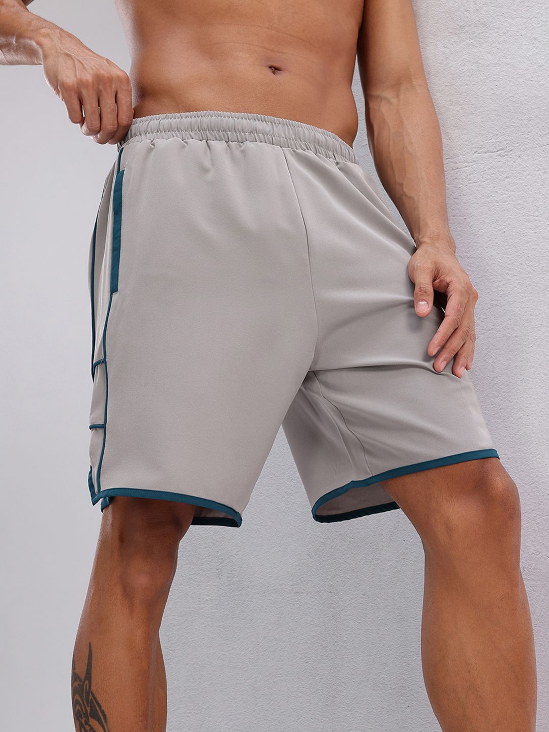 HRX by Hrithik Roshan Men Paneled Training Shorts