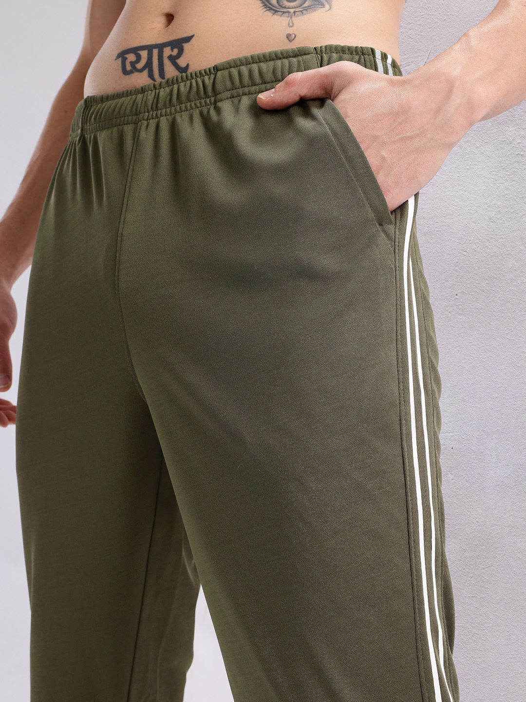 HRX by Hrithik Roshan Men Side Stripes Rapid-Dry Training Track Pants