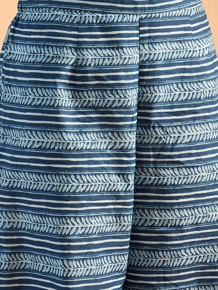 Indo Era Blue Floral Printed V-Neck Pure Cotton Straight Kurta with Palazzo & Dupatta