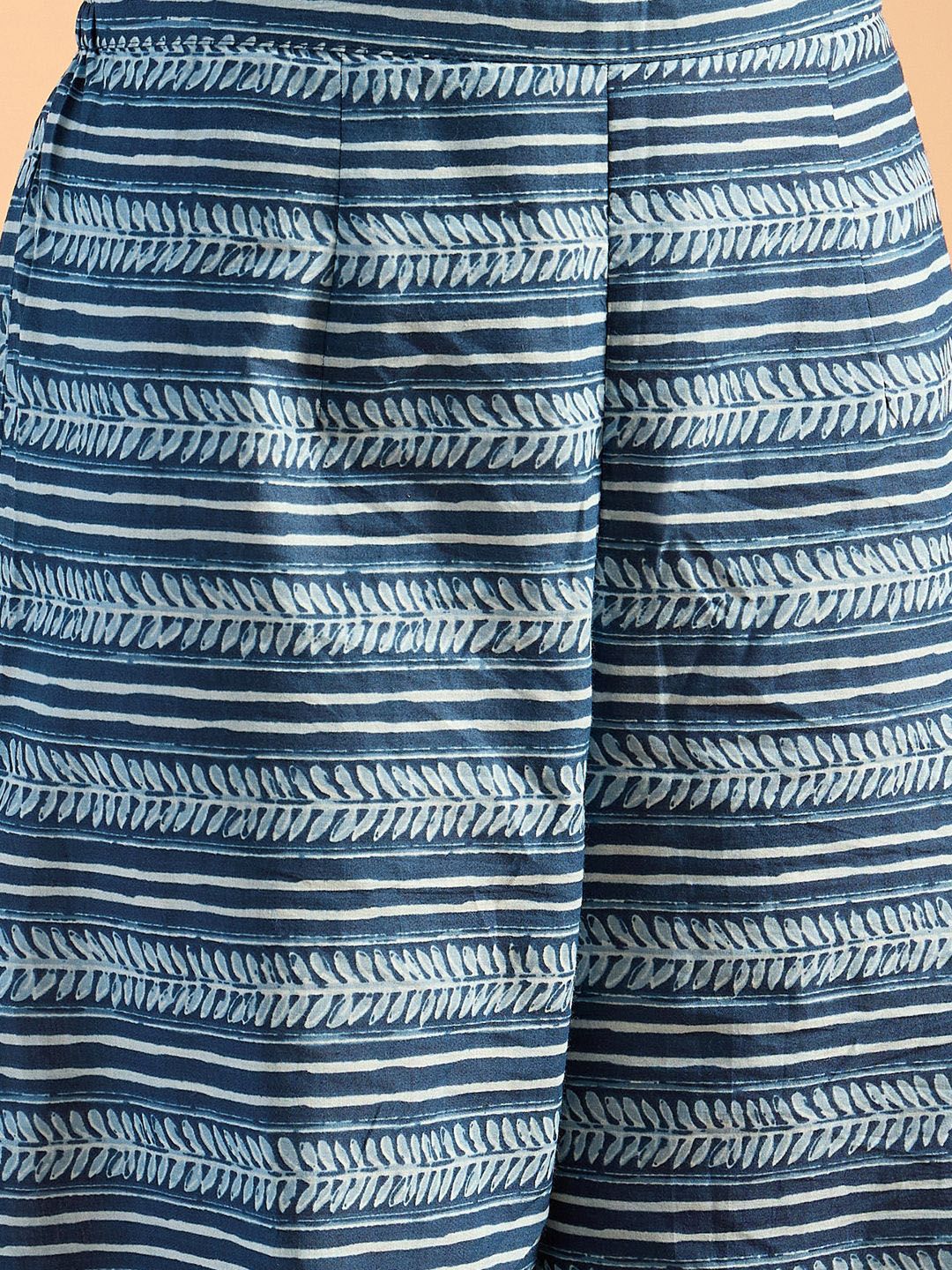 Indo Era Blue Floral Printed V-Neck Pure Cotton Straight Kurta with Palazzo & Dupatta