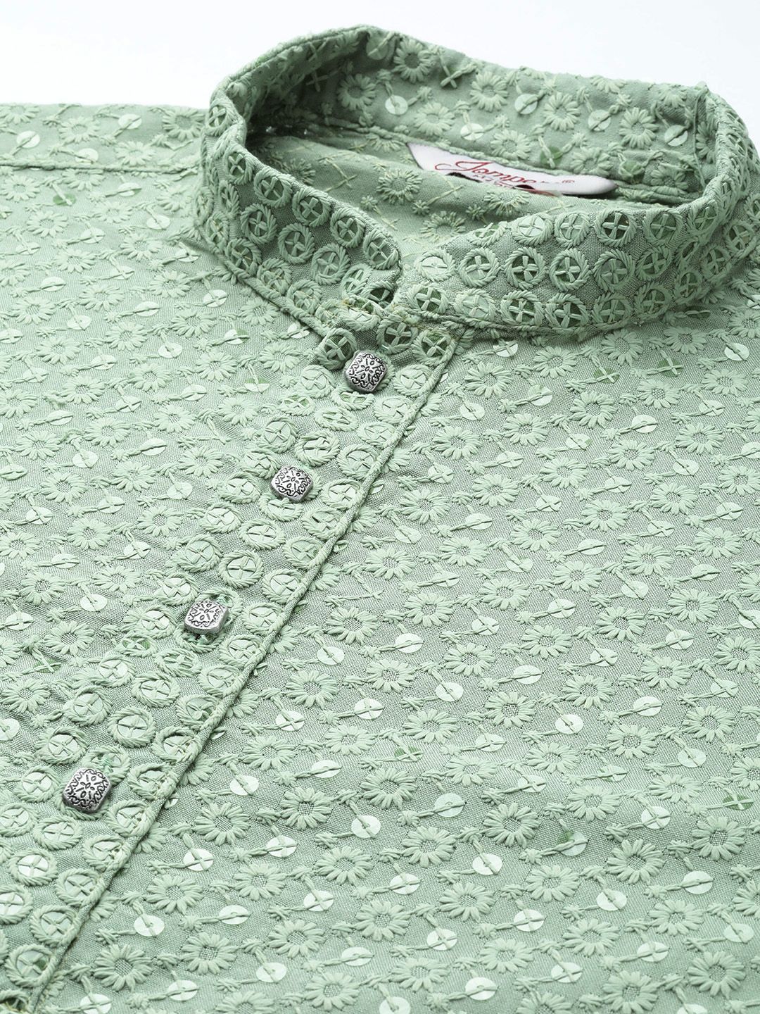 Jompers Men Floral Embroidered Chikankari Pure Cotton Kurta with Pyjamas