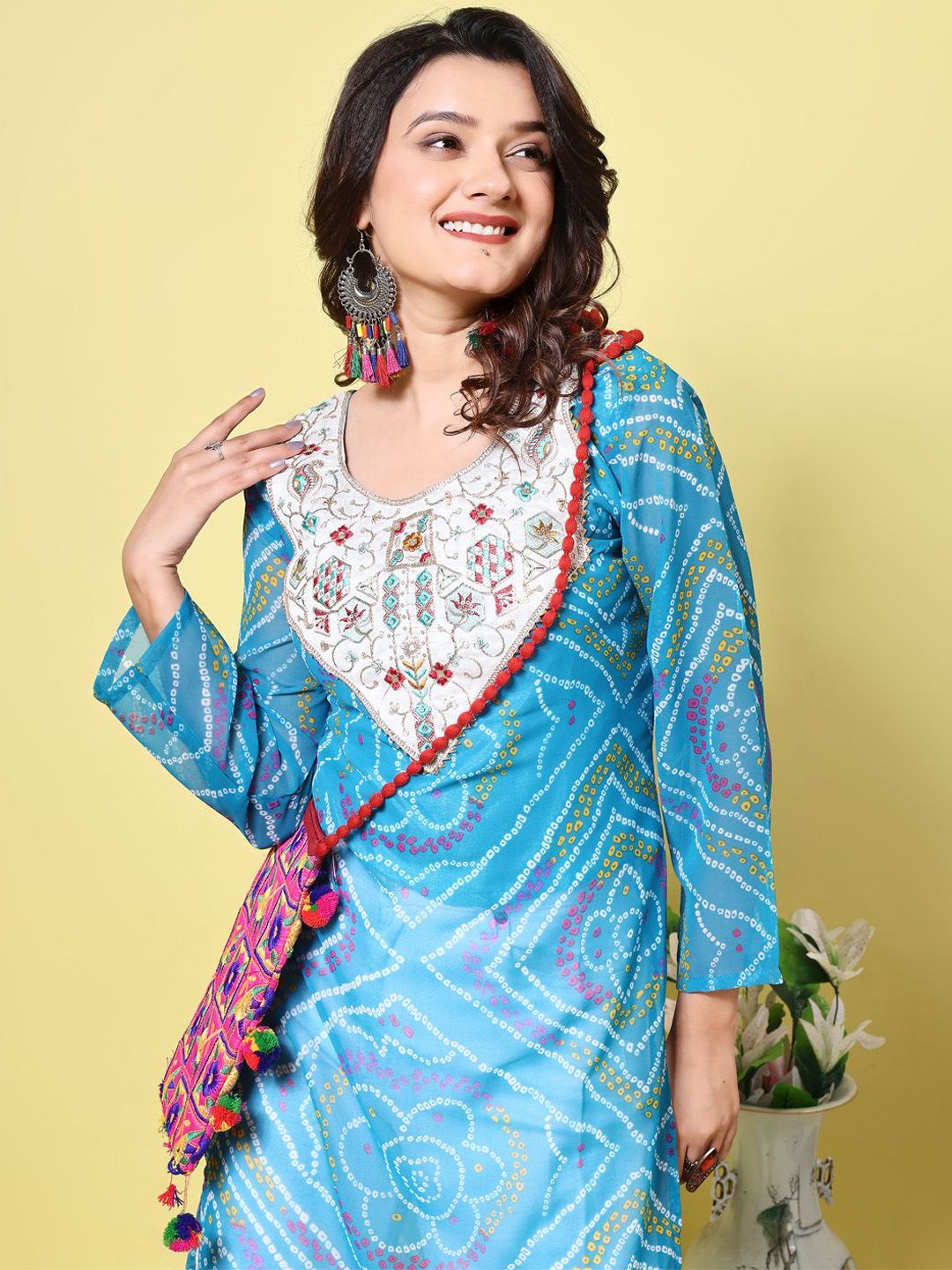KALINI Bandhani Printed Round Neck Gotta Patti Georgette Straight Kurta