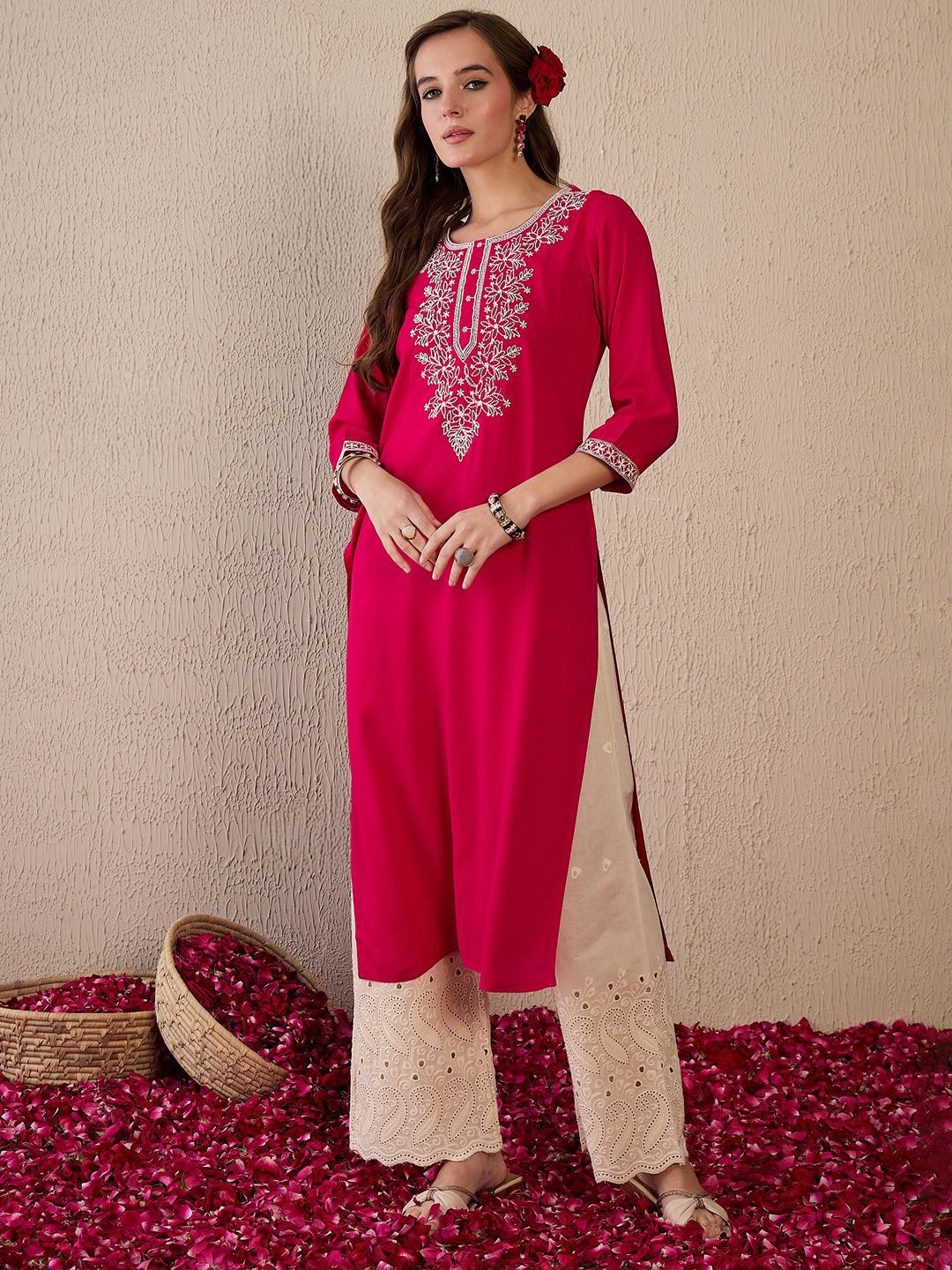Indo Era Women Floral Embroidered Thread Work Kurta