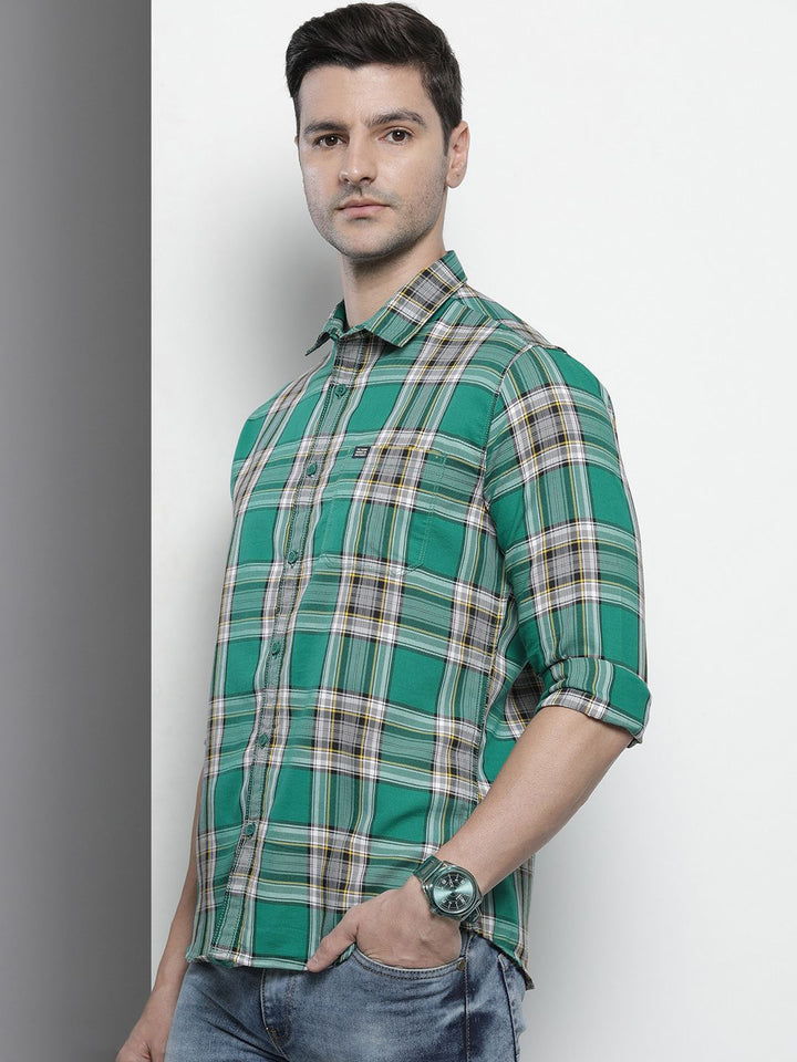 The Indian Garage Co Men Green Comfort Checked Casual Shirt