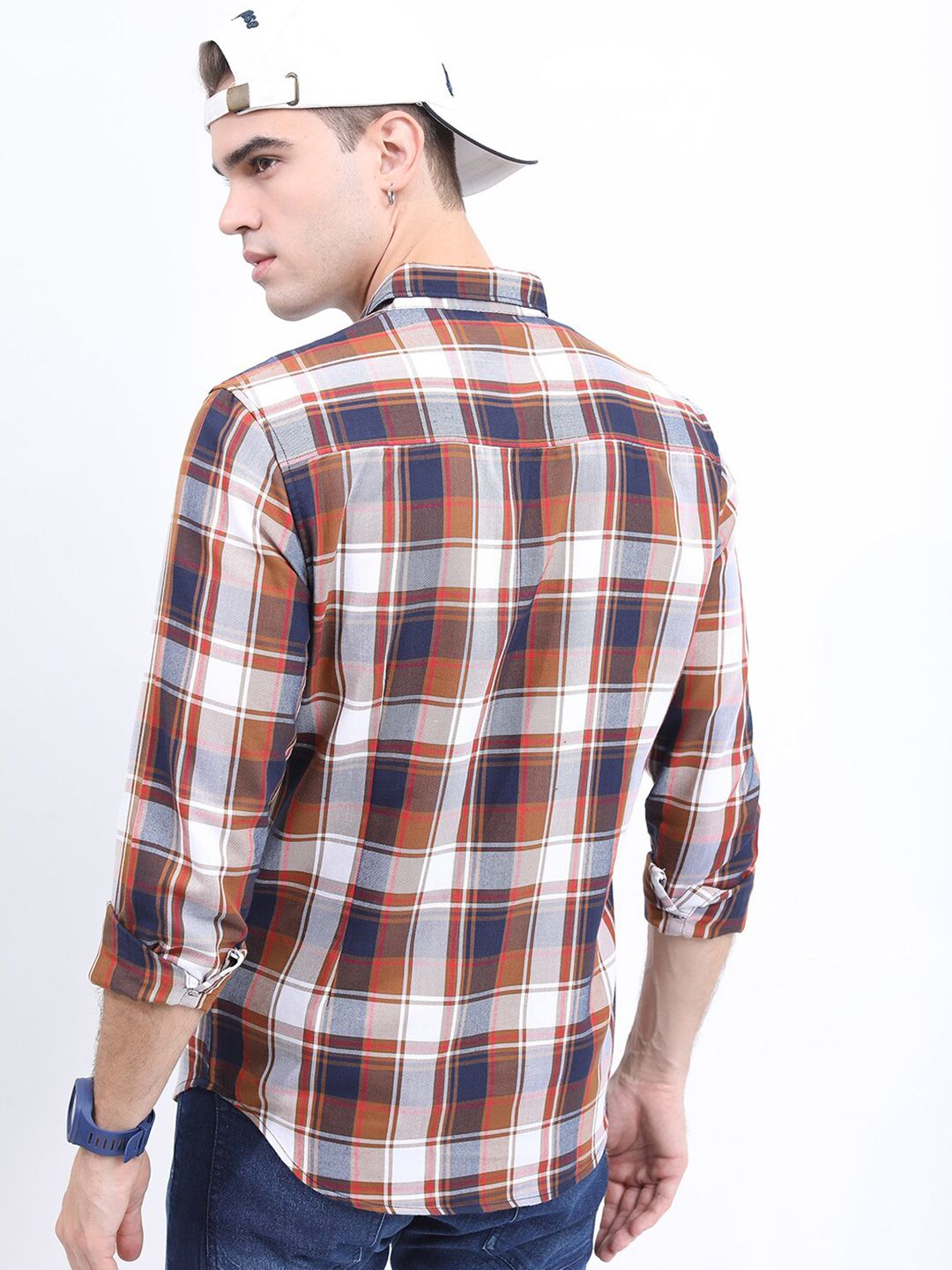 HIGHLANDER Men Checked Casual Slim Fit Shirt