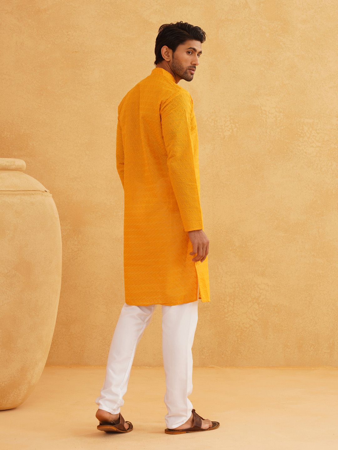 SOJANYA Ethnic Motifs Embroidered Pure Cotton Mandarin Collar Straight Kurta