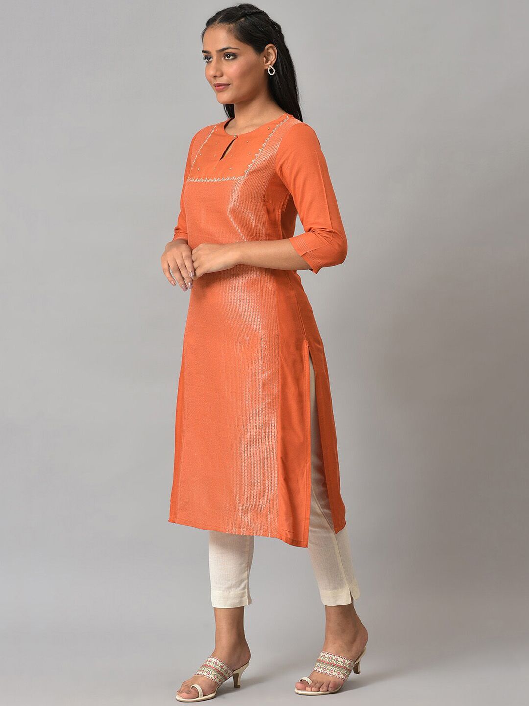 W Embellished Keyhole Neck Three-Quarter Sleeves Embellished Cotton Kurta