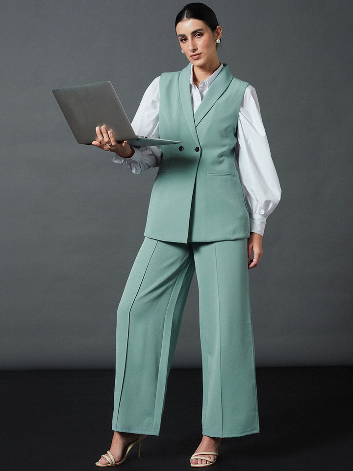 SASSAFRAS worklyf Loose Fit High-Rise Pleated Parallel Trousers