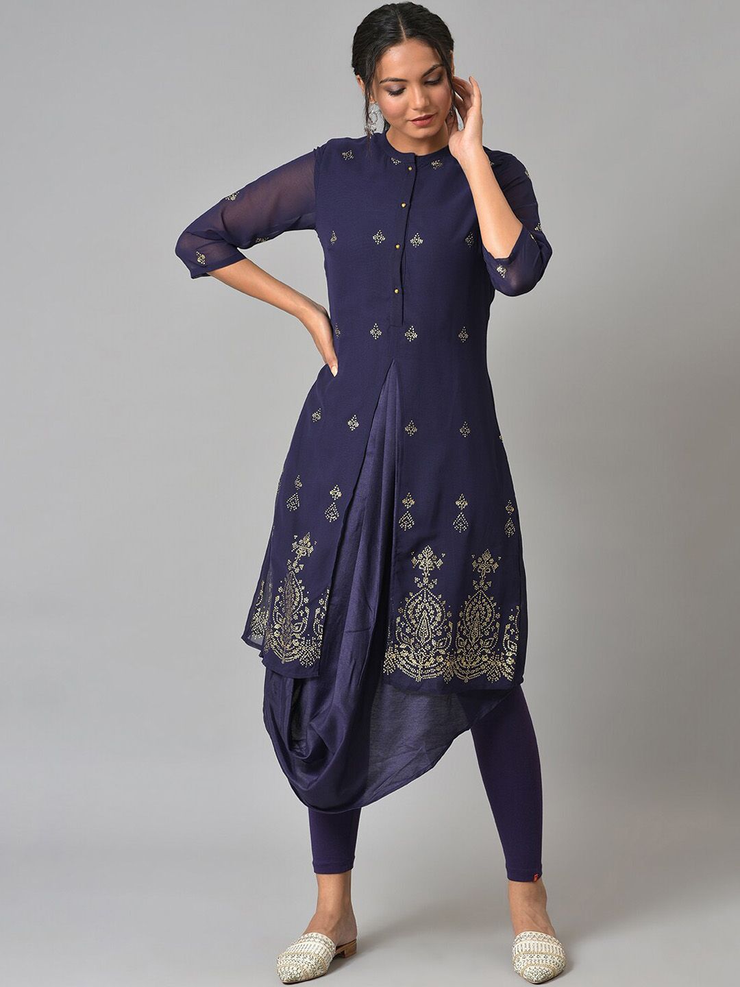 W Women Festive Geometric Print Georgette Cowl Hemline Kurta With Leggings