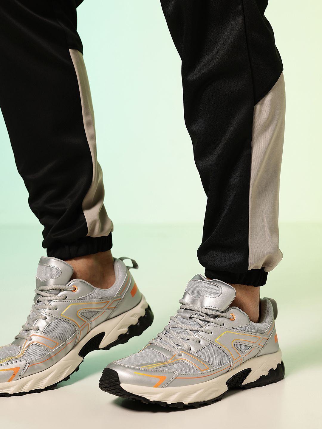 HRX by Hrithik Roshan Men Rapid-Dry Running Jogger