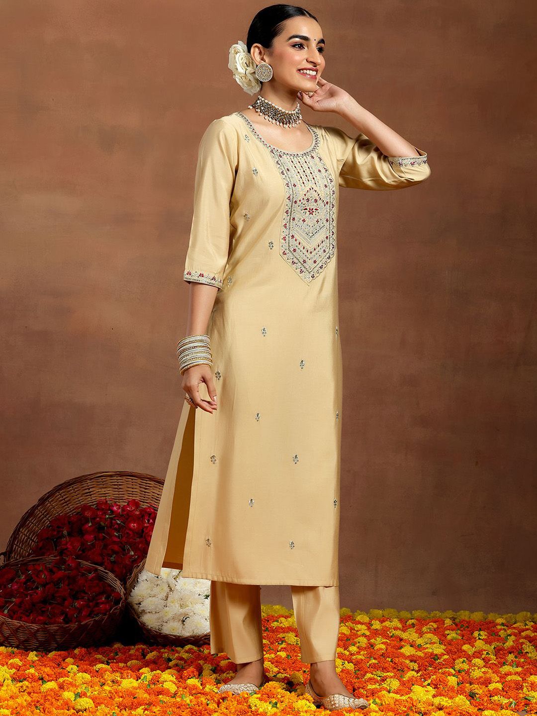 Gerua By Libas Floral Embroidered Regular Thread Work Straight Kurta with Trousers