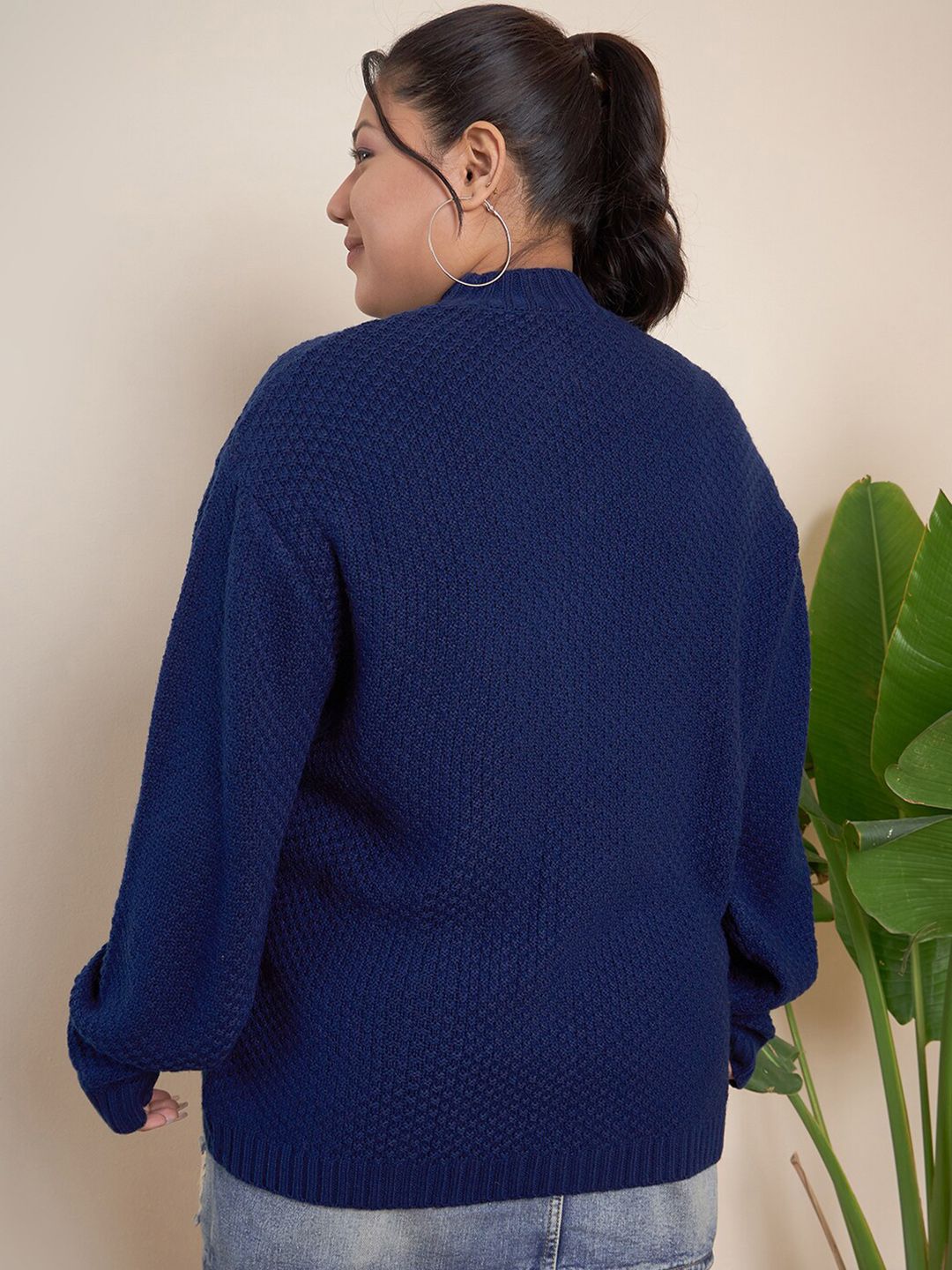 CURVY STREET Cable Knit Self Design Pullover Acrylic Sweater