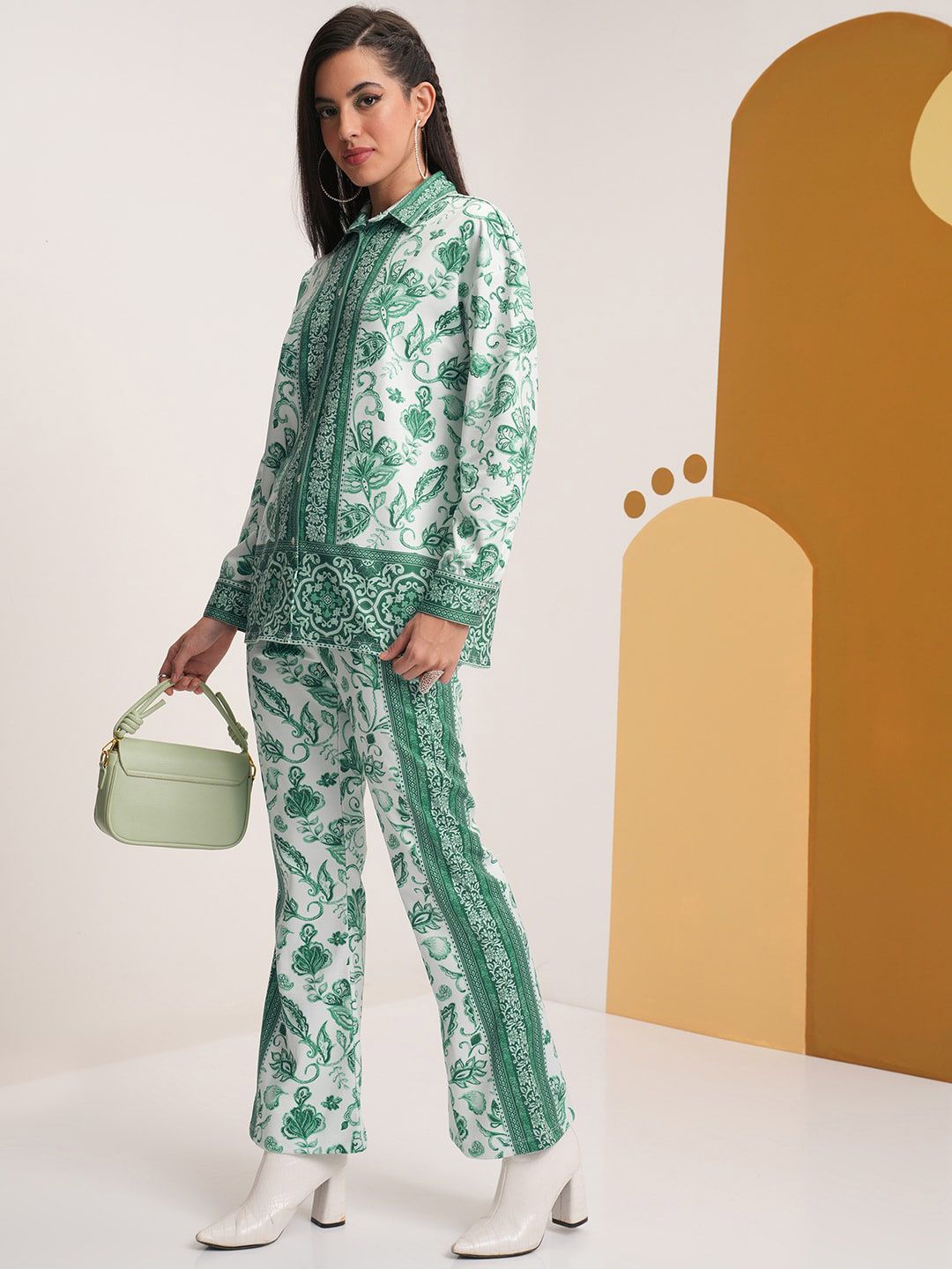 Vishudh Floral Printed Long Sleeves Shirt With Trousers