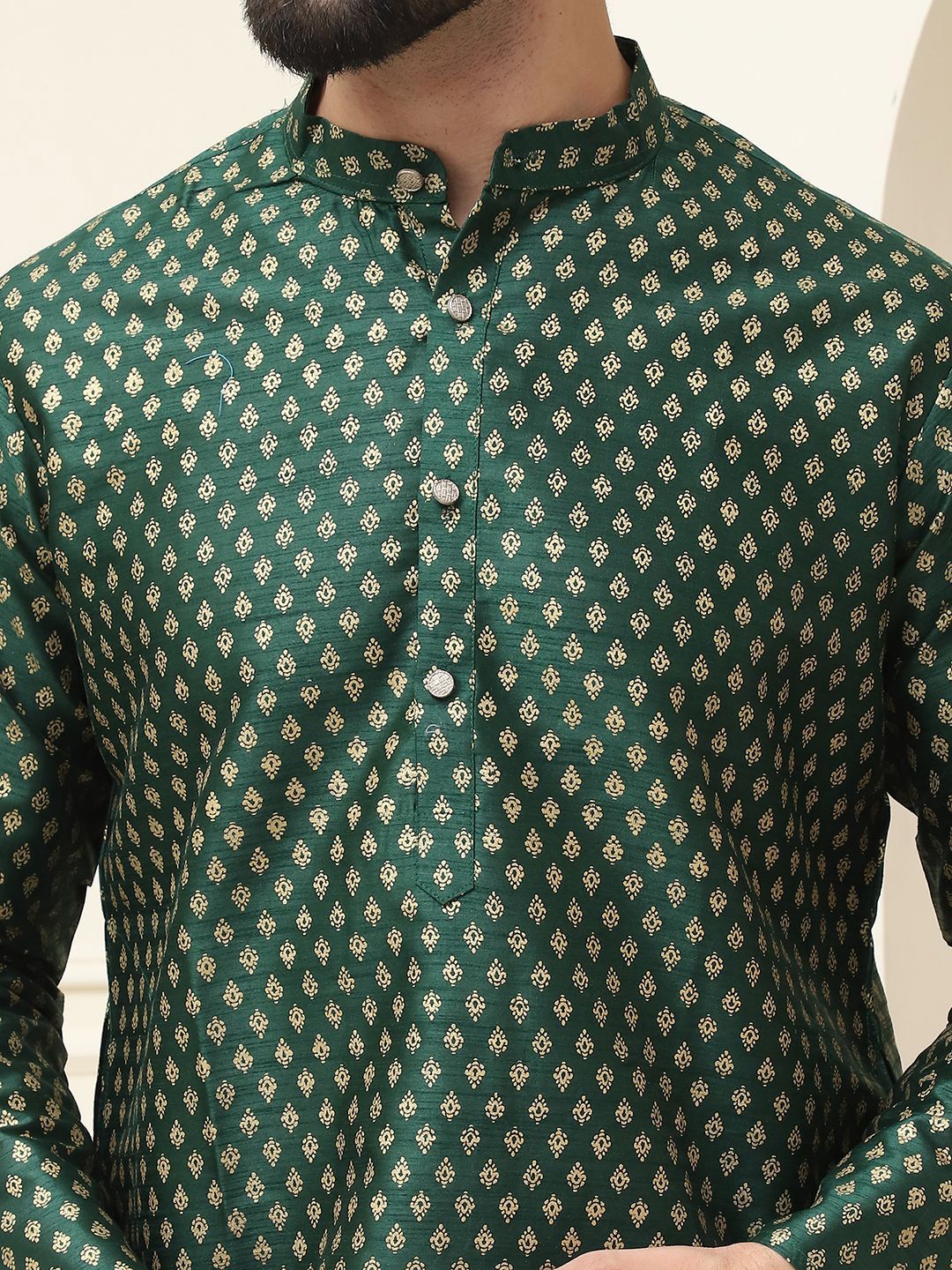 SOJANYA Ethnic Motifs Printed Mandarin Collar Silk Cotton Straight Kurta with Pyjamas