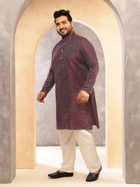 SOJANYA PLUS Men Geometric Printed Festive Silk Straight Kurta