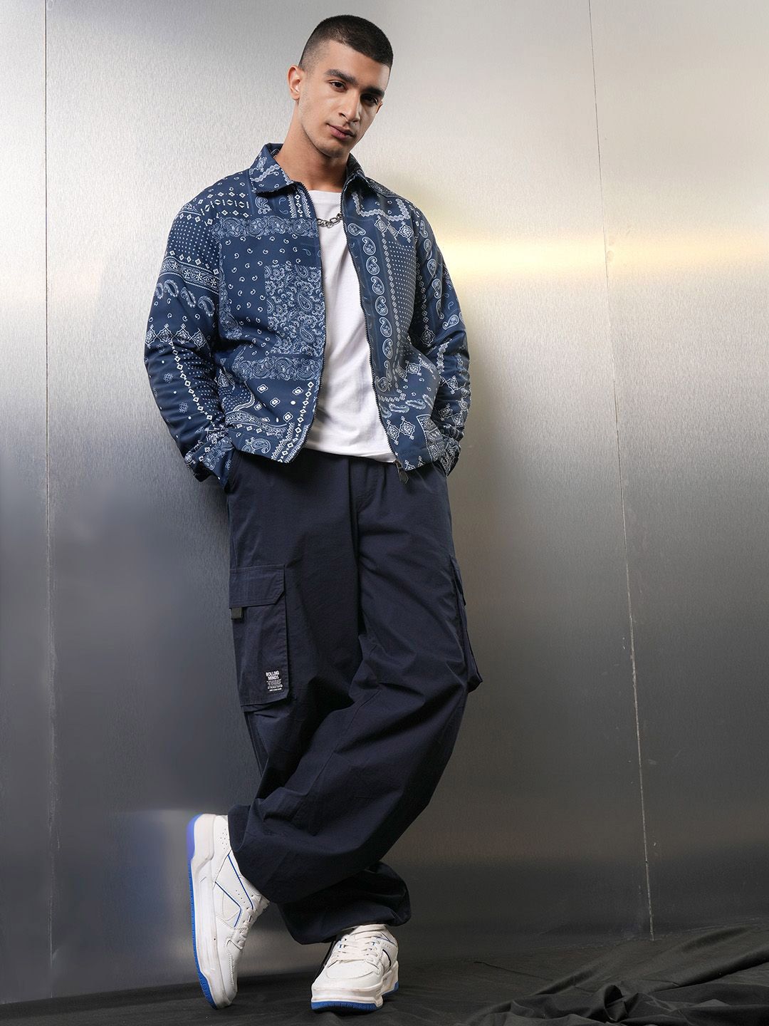 HIGHLANDER Men Crop Denim Jacket with Patchwork