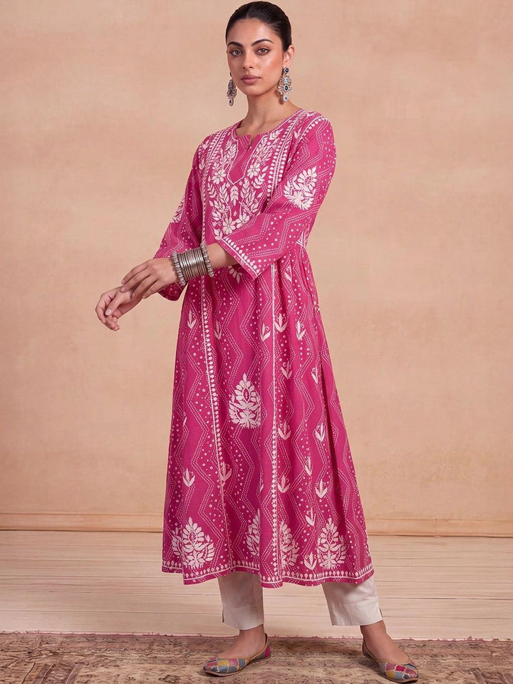 Rumah Wanita Chikankari Bersulam Chikankari Anarkali Kurta