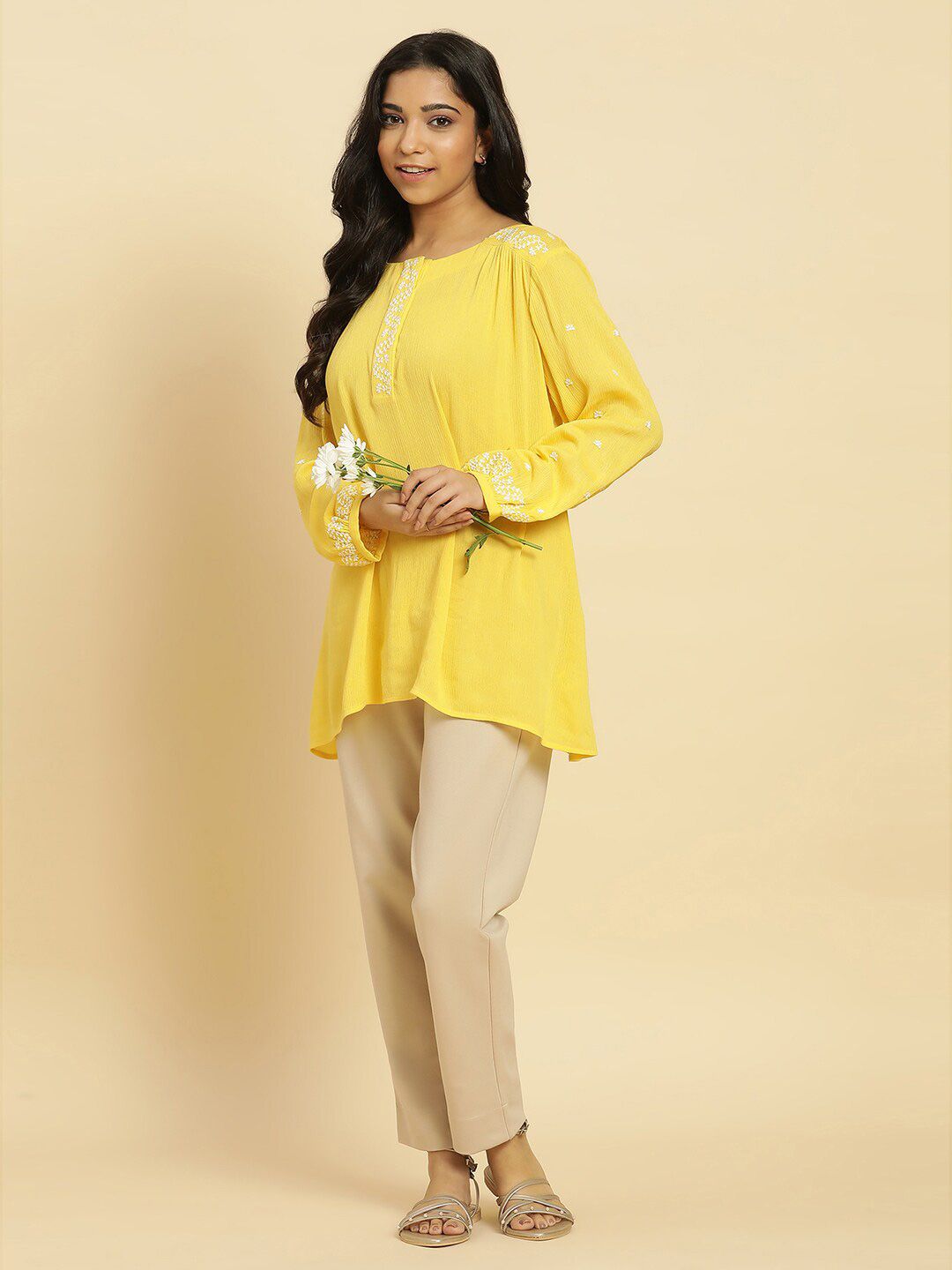W Embroidered Puff Sleeve Round Neck Long Sleeves Top