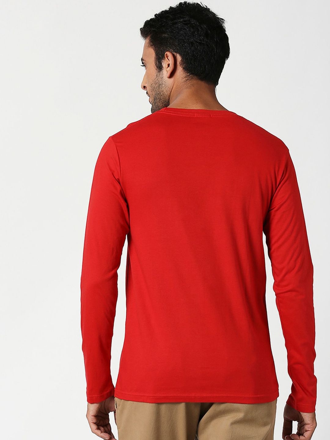 Bewakoof Men Solid Round Neck Pure Cotton T-shirt