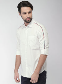HIGHLANDER Men White Slim Fit Casual Shirt
