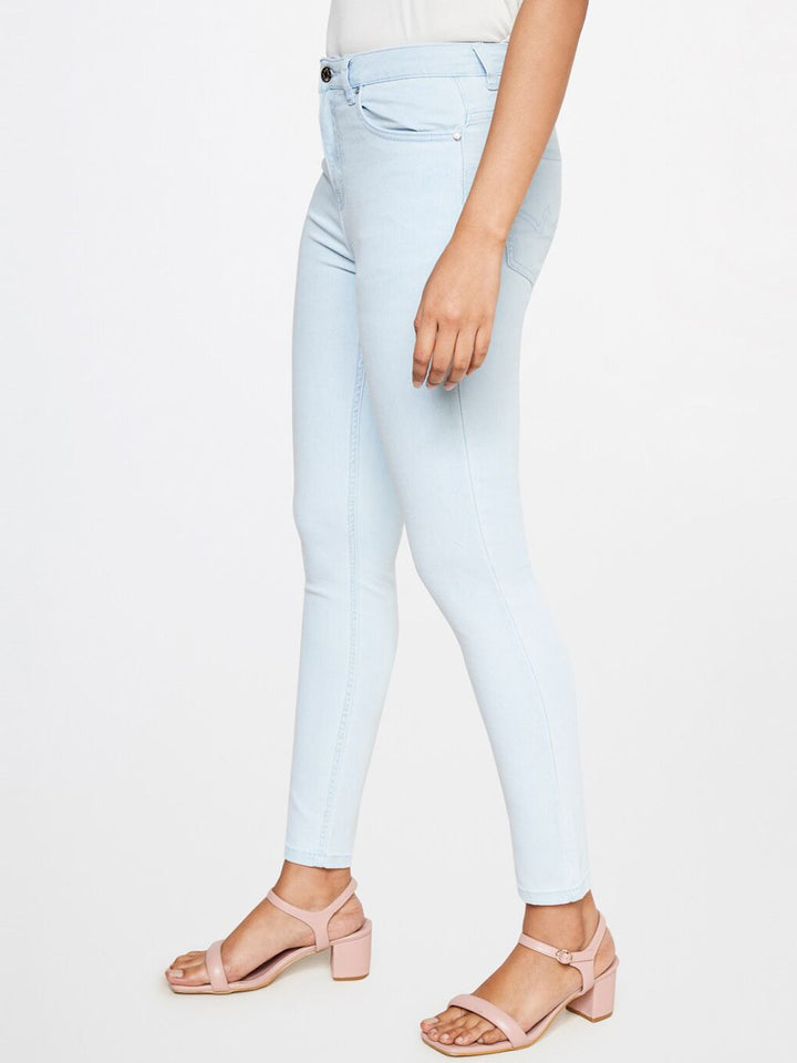 AND Women Skinny Fit Mid-Rise Jeans
