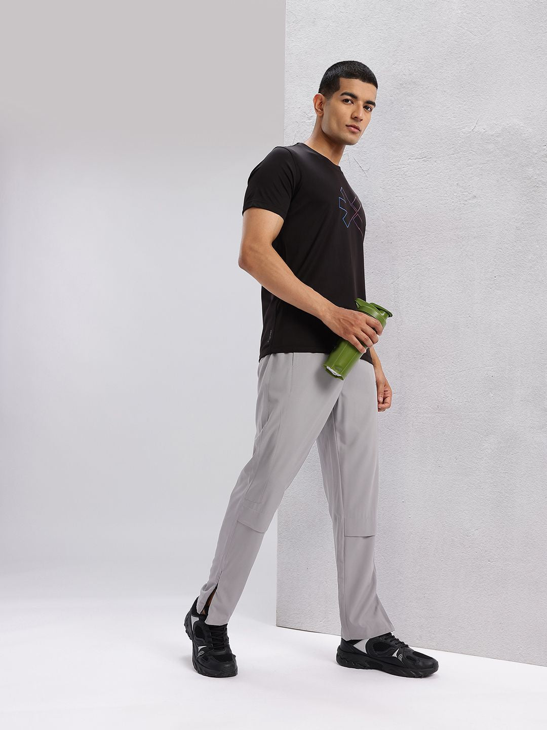 HRX by Hrithik Roshan Men Zipped Hem Rapid-Dry Training Track Pants