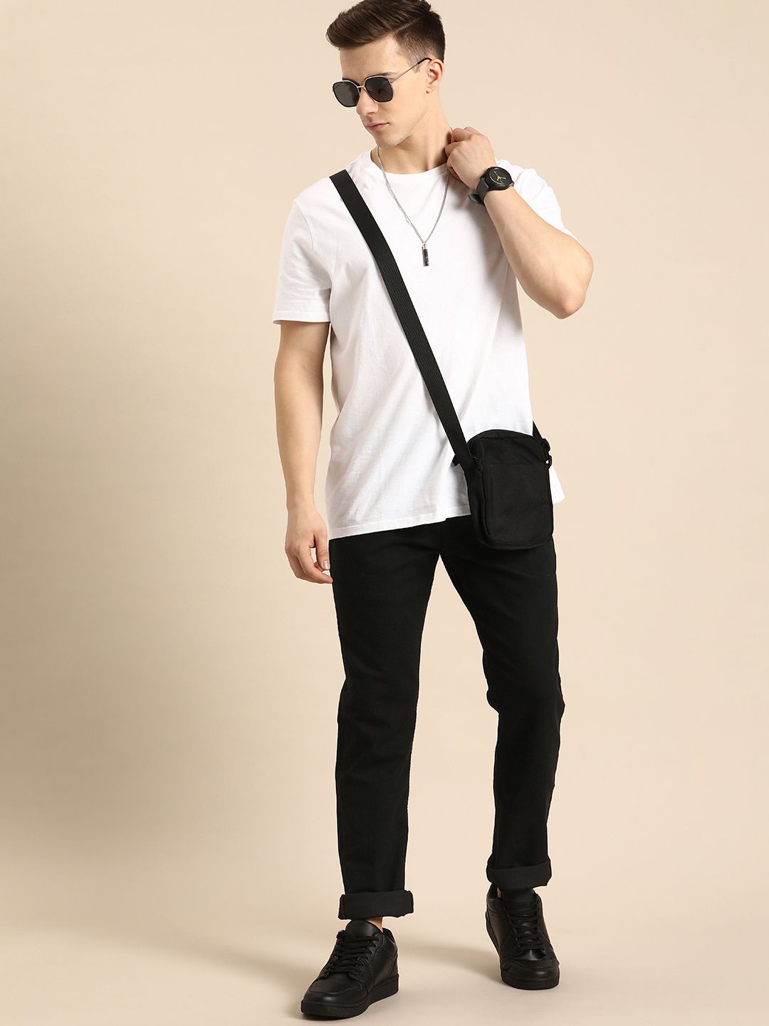 Menjadi Lelaki Manusia Mid-Rise Slim Fit Regangan