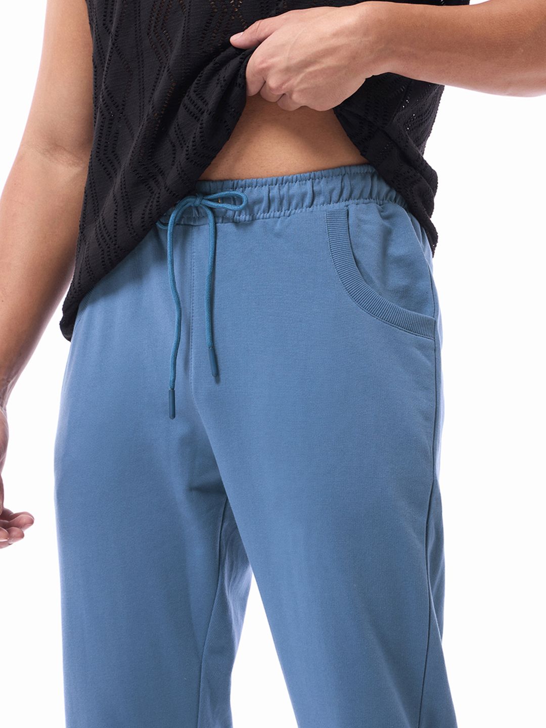 Bewakoof Men Blue Solid Joggers