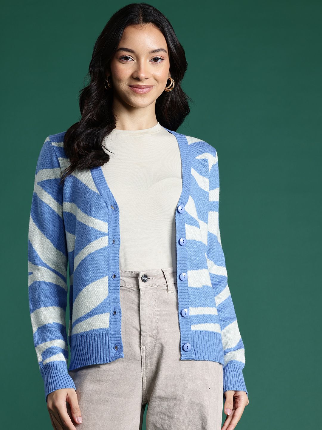 DressBerry V-Neck Acrylic Cardigan