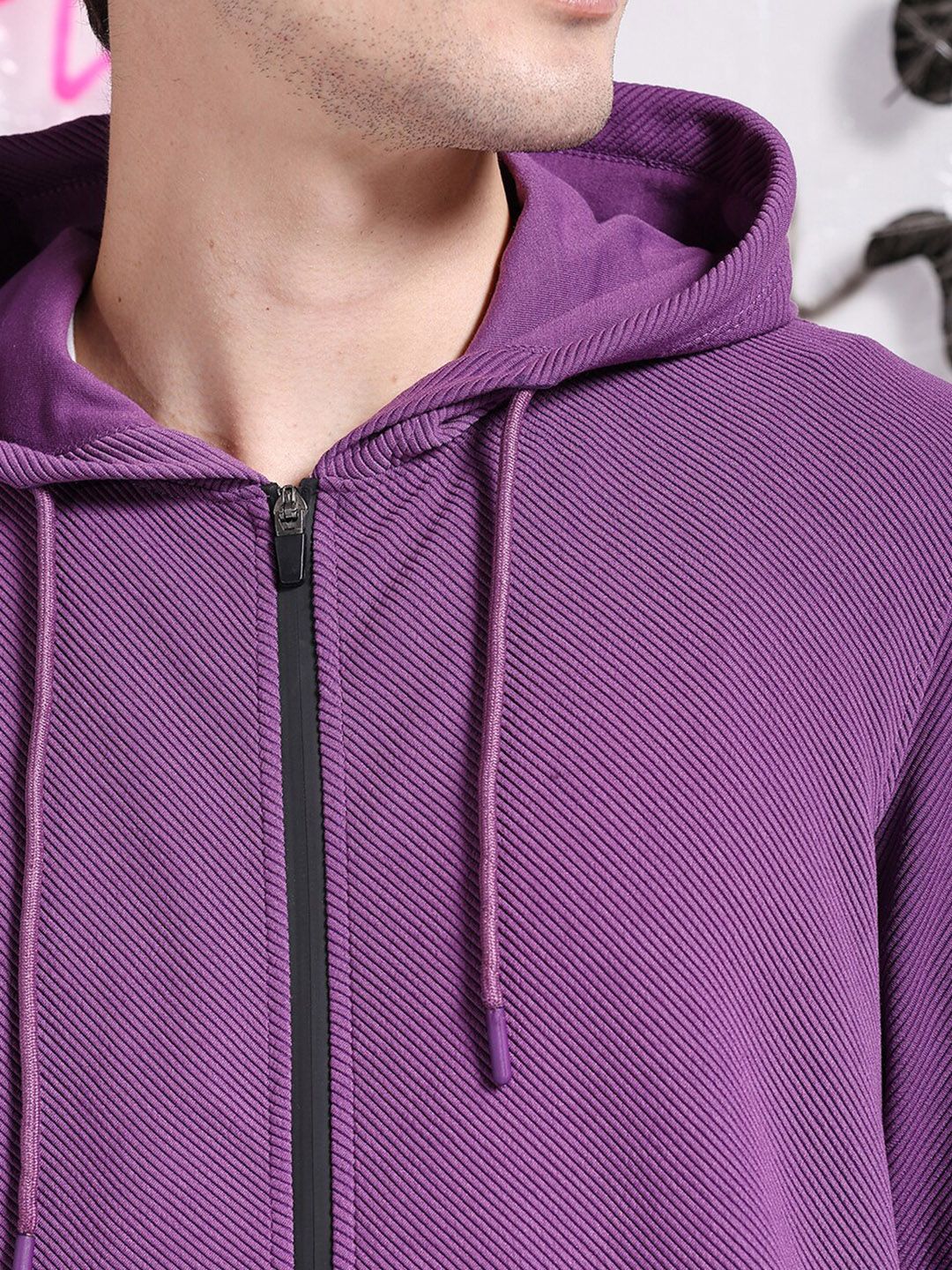 The Indian Garage Co Long Sleeves Hood Zipfront Sweatshirt