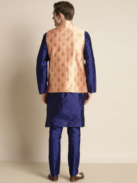 SOJANYA Men Blue Kurta with Churidar