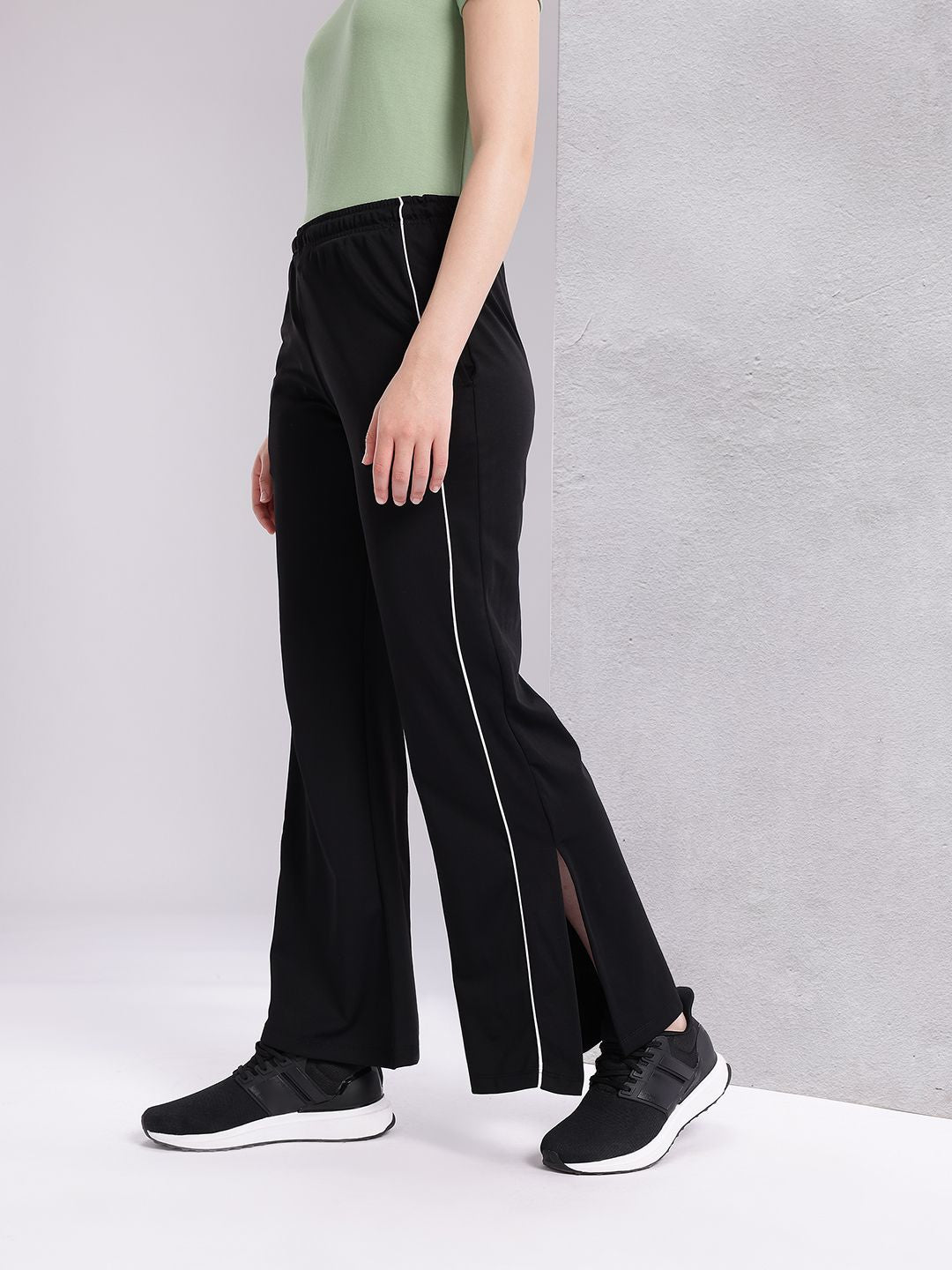 HRX by Hrithik Roshan Women Lifestyle Bootcut Fit Track Pants