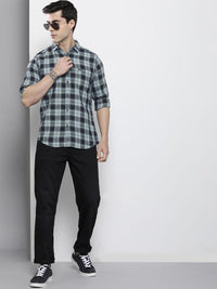 The Indian Garage Co Men Navy Blue Tartan Checked Regular Fit Cotton Casual Shirt