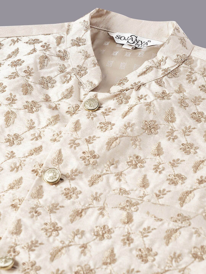 SOJANYA PLUS Regular Kurta & Pyjamas With Nehrujacket