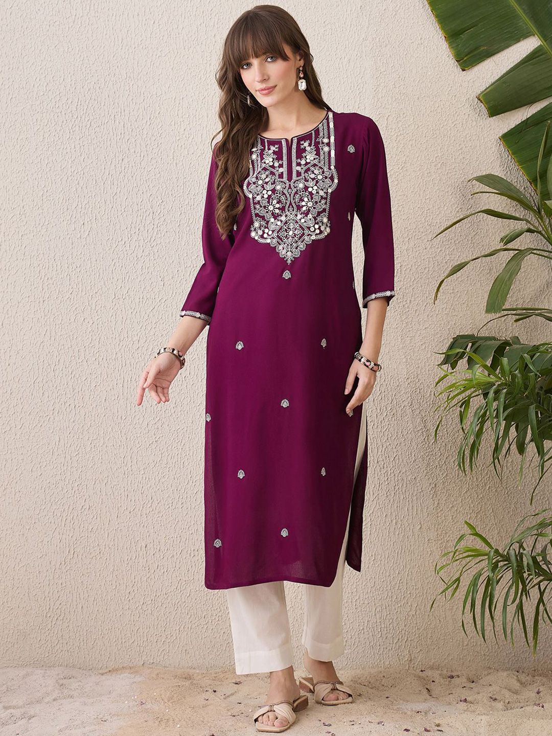 Indo Era Floral Embroidered Thread Work Straight Kurta