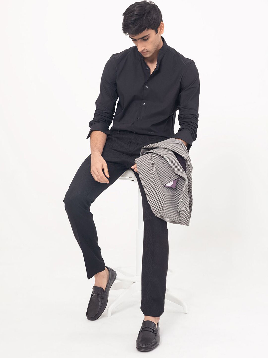 RARE RABBIT Men Coxx Slim Fit Mandarin Collar Shirt