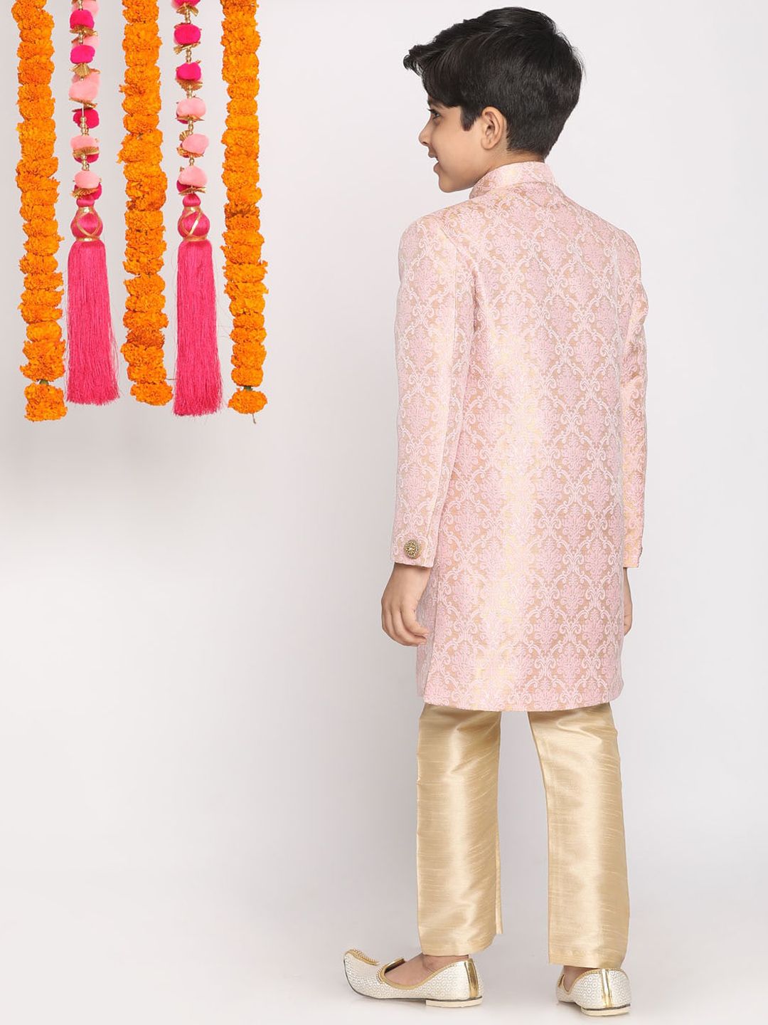 Vastramay Boys Pink & Gold-Coloured Design Brocade Brocade Slim Fit Sherwani Set