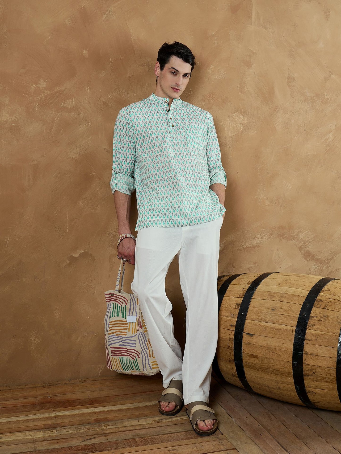 Dennison Men Motif Etnik Putih & Biru Dicetak Kurta