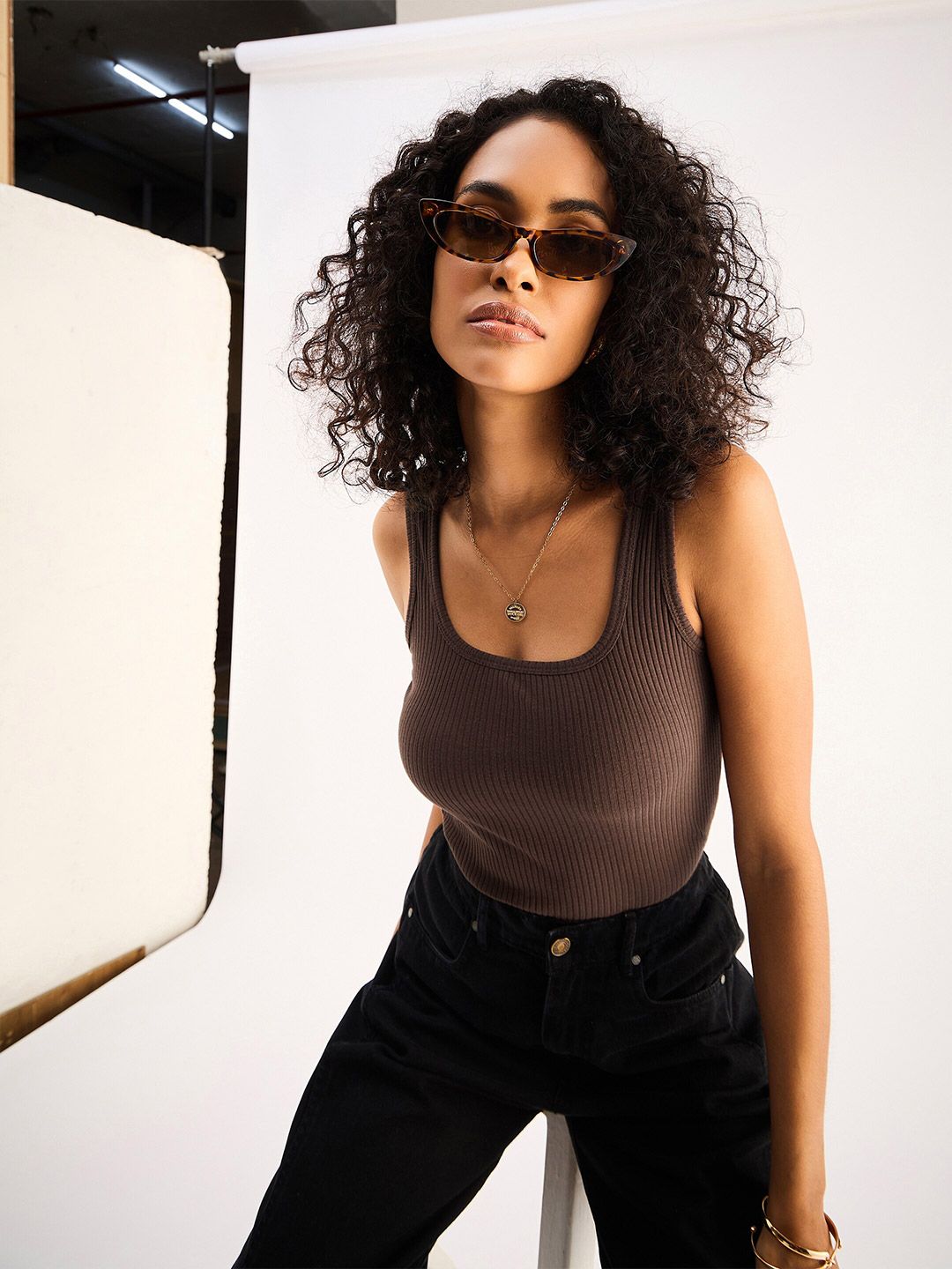 SASSAFRAS BASICS Square Neck Ribbed Cotton Top
