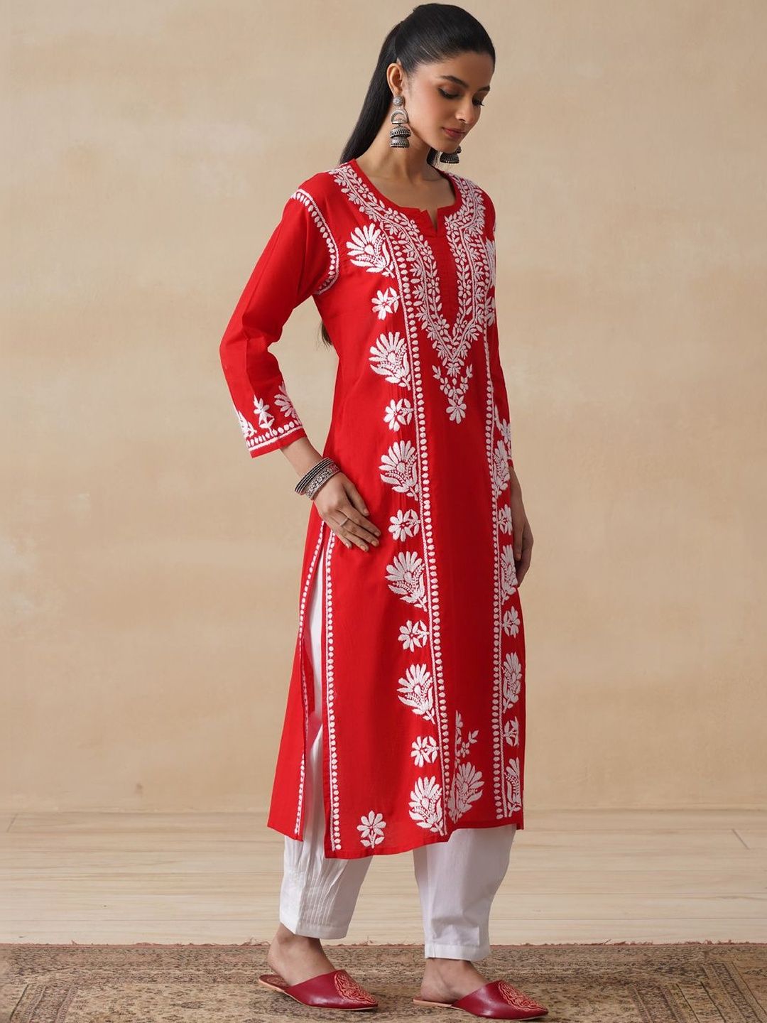 House of Chikankari Women Embroidered Chikankari Kurta