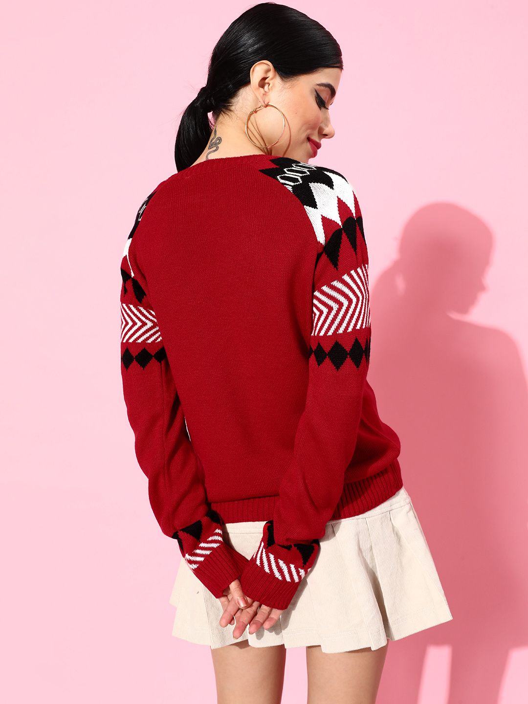 DressBerry Women Geometric Printed Pullover Sweater