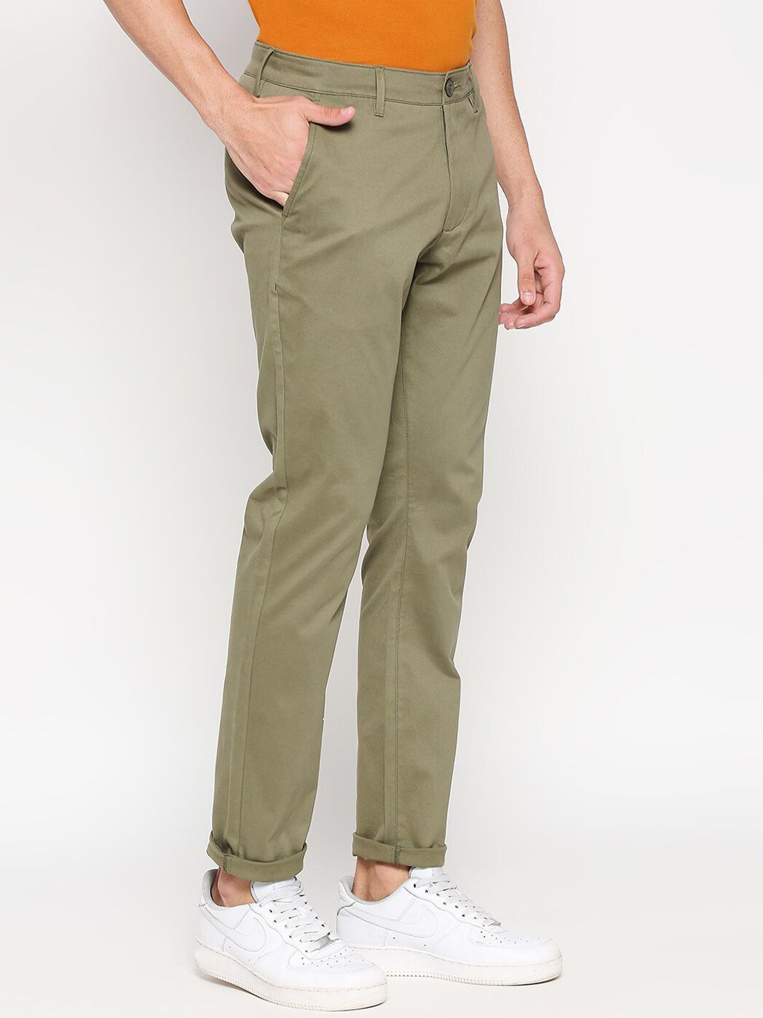 Being Human Men Slim Fit Mid-Rise Plain Chinos