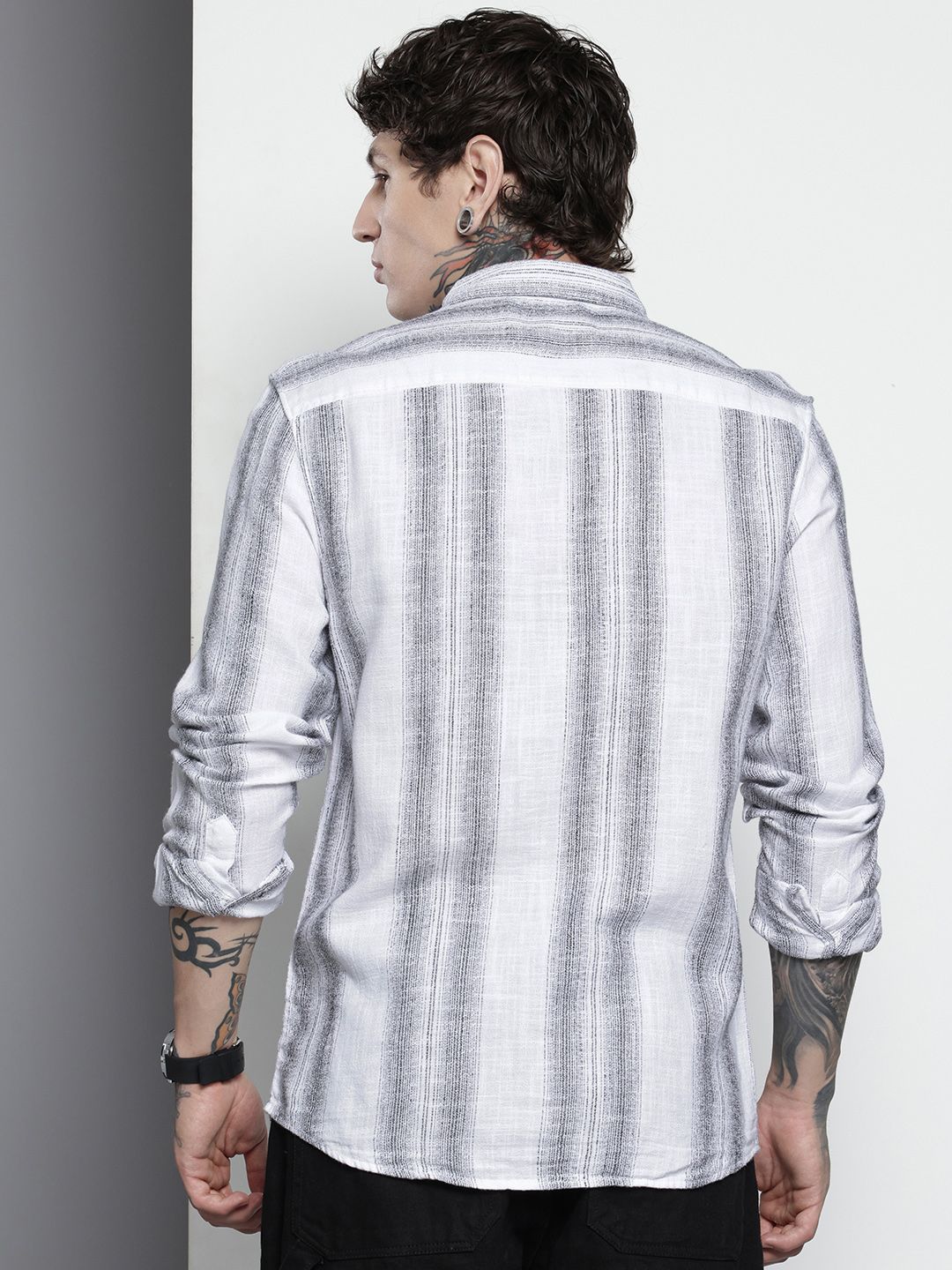 The Indian Garage Co Men Slim Fit Striped Double Flap Casual Shirt