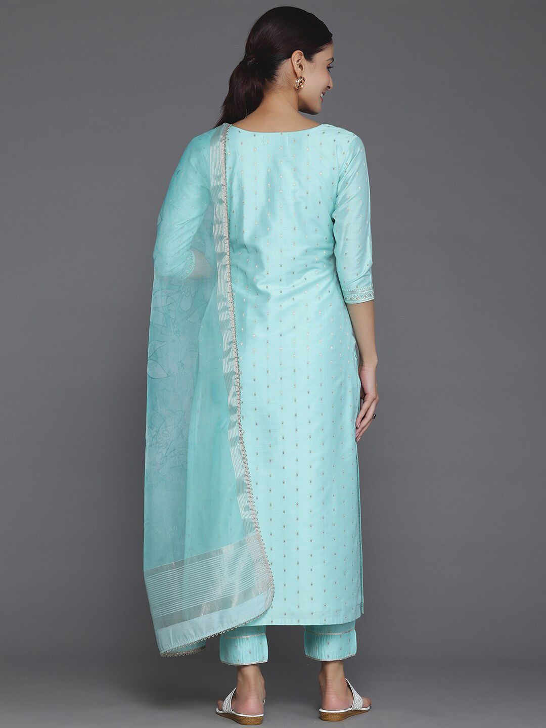 Libas Ethnic Motifs Embroidered Regular Thread Work Kurta with Trouser & Dupatta