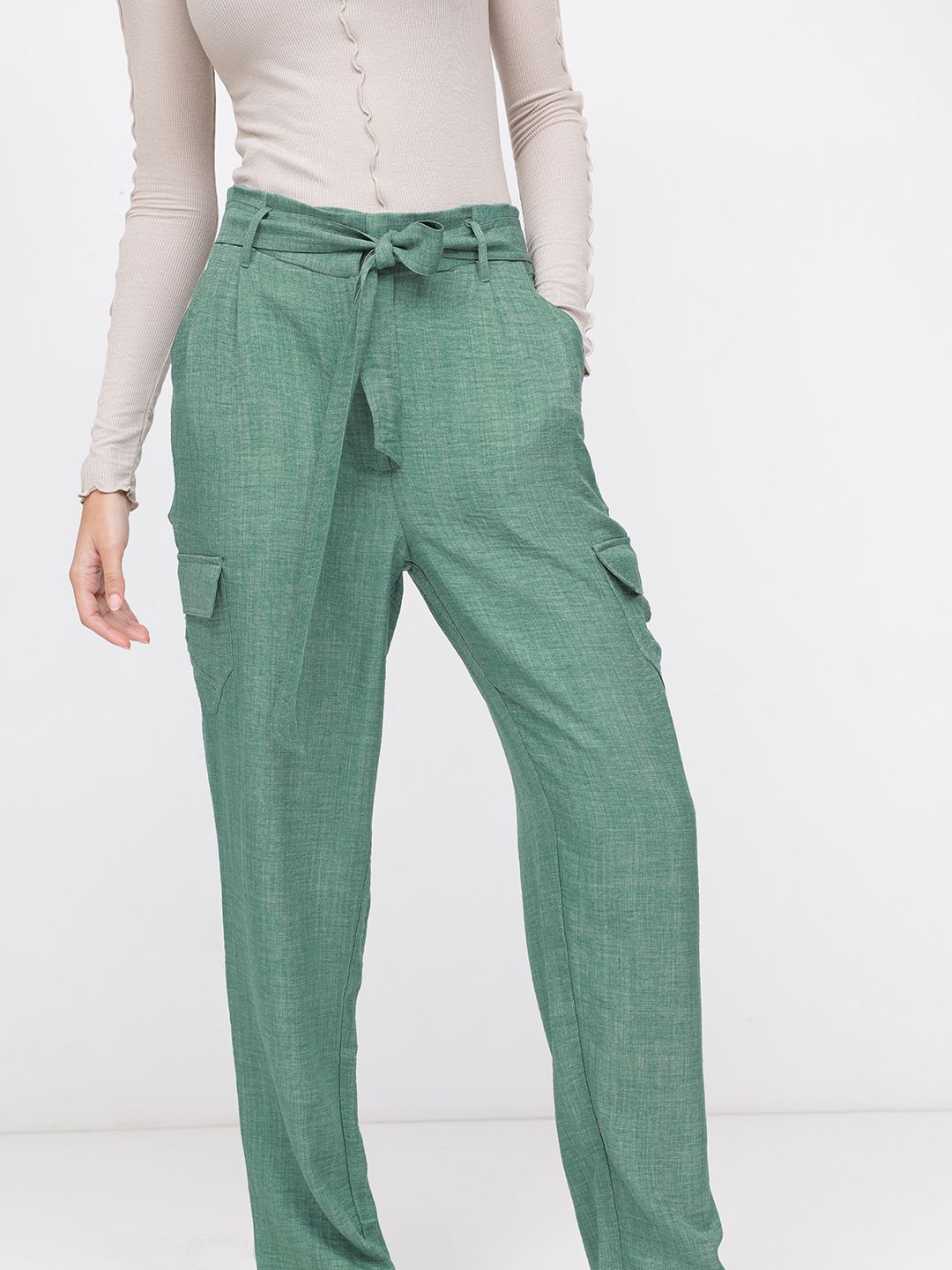 DressBerry Women Functional Fashion Slouchy Cargo Trousers